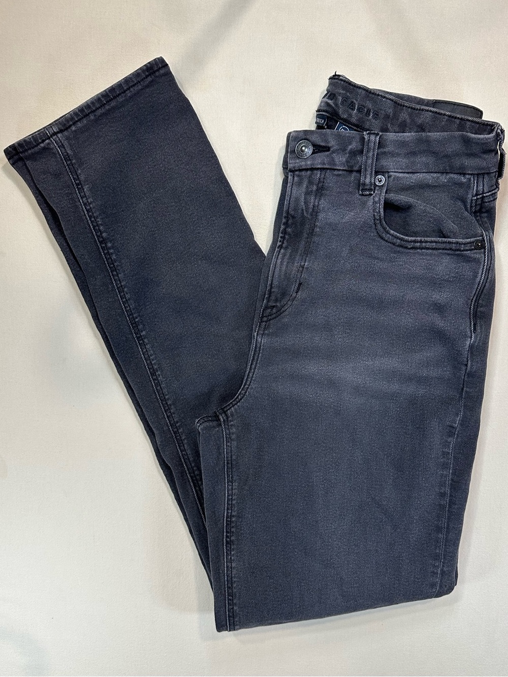 American Eagle Curvy Mom Jeans Washed Black 10 X-Long EUC Real Good